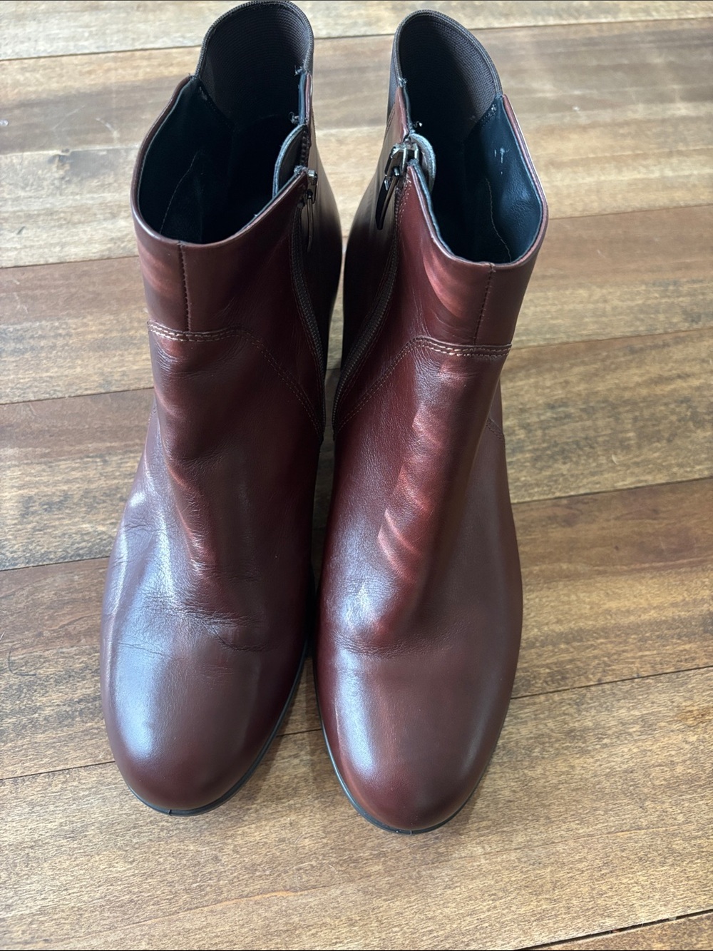 Ecco Wine Leather Ankle Boots